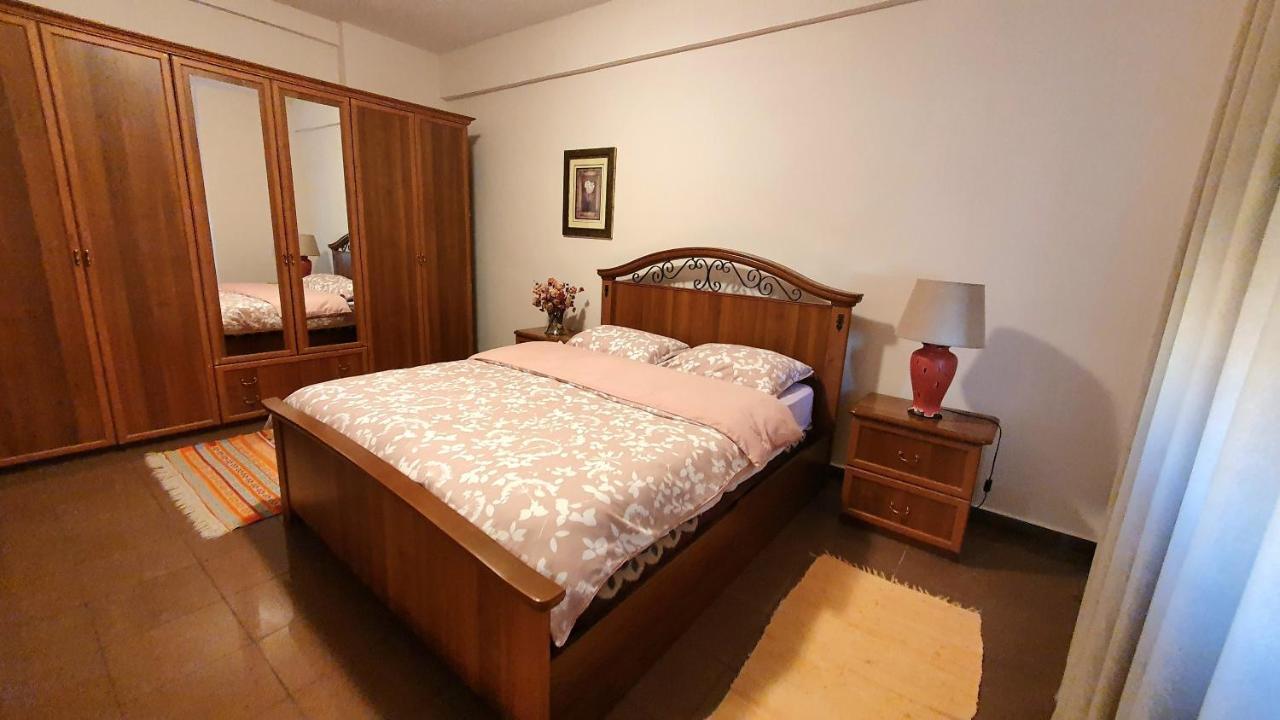 Star Apartment Тирана Екстер'єр фото